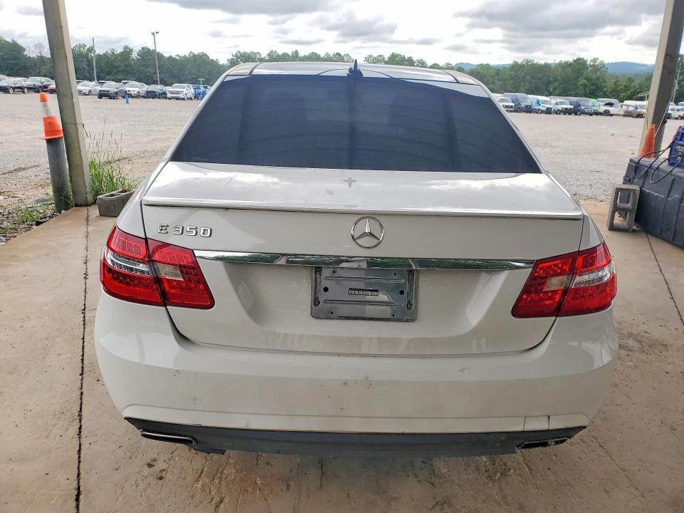 2013 Mercedes-benz E მანქანა იყიდება აუქციონზე, vin: WDDHF5KB3DA684853, აუქციონის ნომერი: 63561326