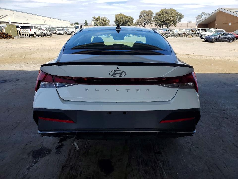 Aukcja sprzedaży 2026 Hyundai Elantra, vin: KMHLM4DG1TU117997, numer aukcji: 65352856
