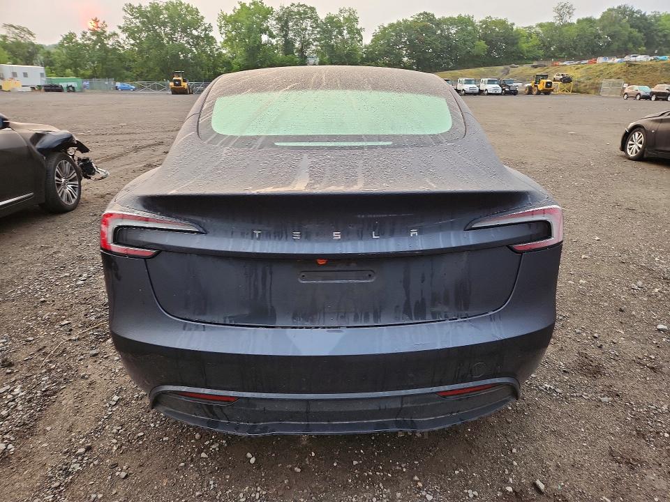 Auction sale of the 2025 Tesla Model 3, vin: 5YJ3E1EAXSF035798, lot number: 63357126