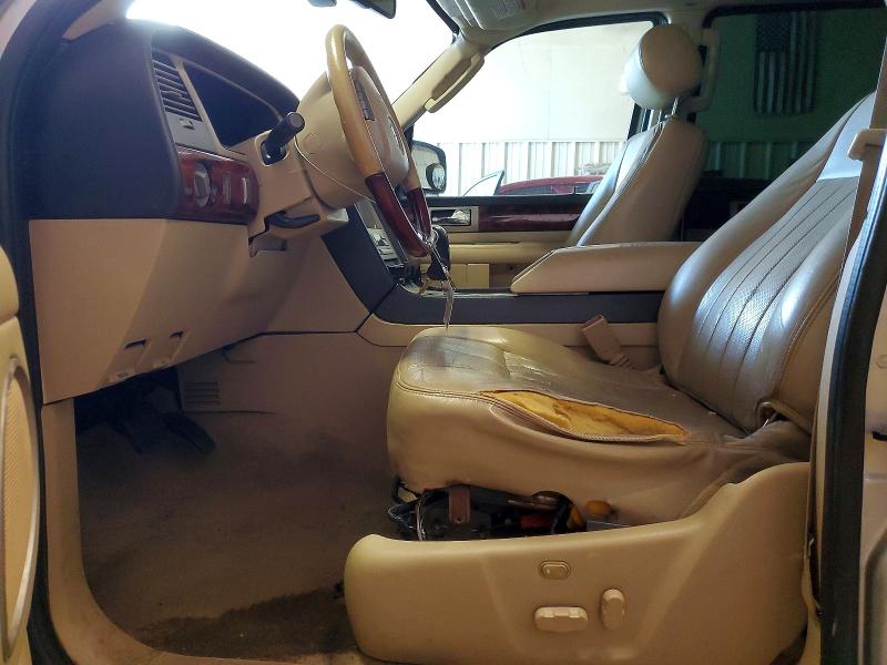 2006 Lincoln Navigator მანქანა იყიდება აუქციონზე, vin: 5LMFU28546LJ22399, აუქციონის ნომერი: 65869156