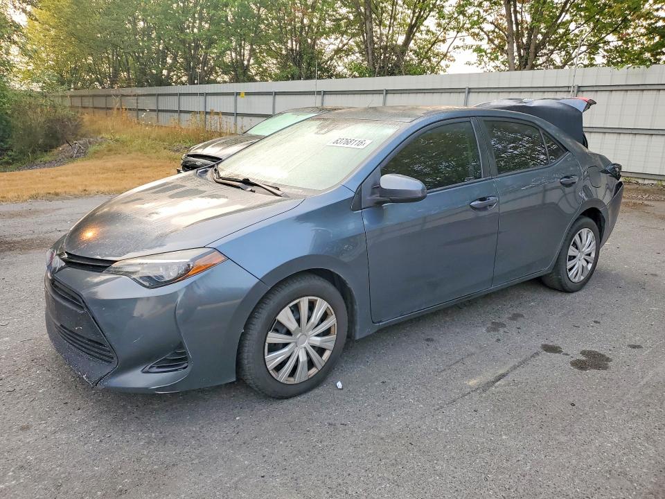 63768116 :رقم المزاد ، 2T1BURHE1JC073287 vin ، 2018 Toyota Corolla مزاد بيع