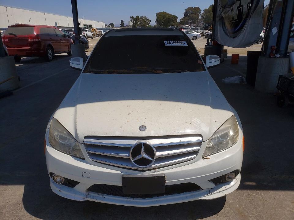 64156656 :رقم المزاد ، WDDGF54X48R016183 vin ، 2008 Mercedes-benz C مزاد بيع