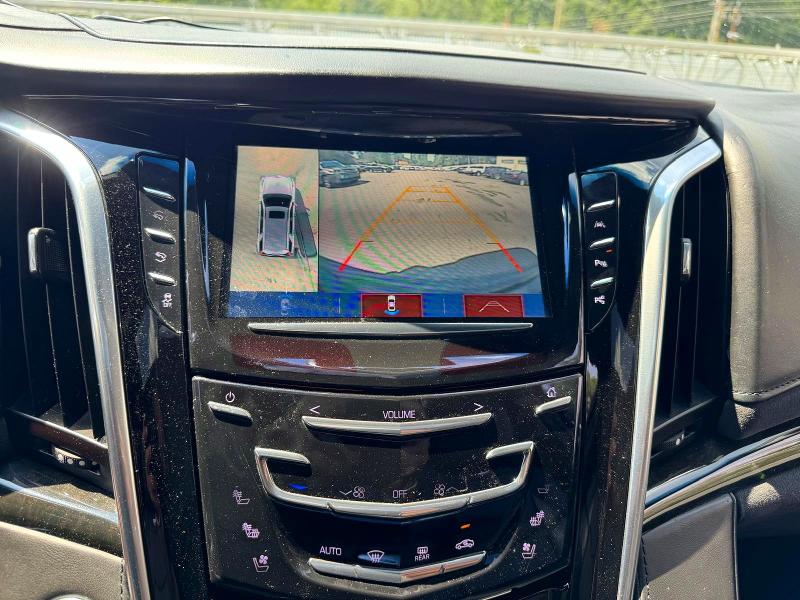 2019 Cadillac Escalade მანქანა იყიდება აუქციონზე, vin: 1GYS4KKJXKR103496, აუქციონის ნომერი: 66232456