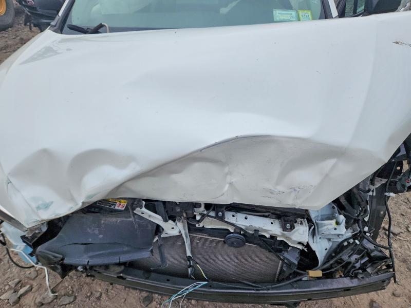 Продаж на аукціоні авто 2022 Toyota Corolla Cross, vin: 7MUAAABG8NV017575, номер лоту: 63944556
