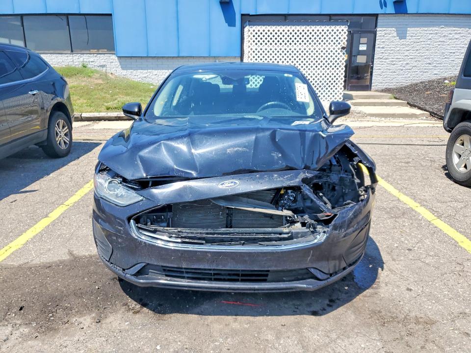 Продажа на аукционе авто 2020 Ford Fusion, vin: 3FA6P0HD7LR109627, номер лота: 62961726