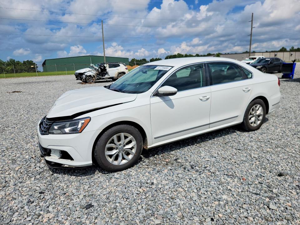 Auction sale of the 2016 Volkswagen Passat, vin: 1VWAT7A36GC007747, lot number: 63729986
