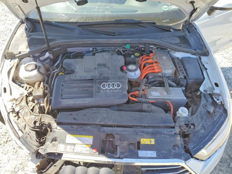 65137746 :رقم المزاد ، WAUTPBFF0JA065293 vin ، 2018 Audi A3 مزاد بيع