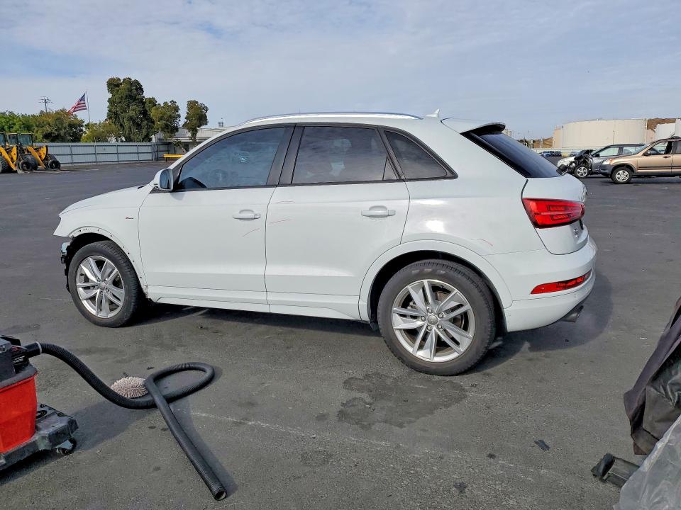 Продаж на аукціоні авто 2018 Audi Q3, vin: WA1BCCFS5JR005616, номер лоту: 65283306