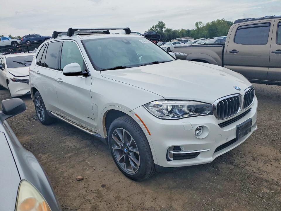 64939556 :رقم المزاد ، 5UXKR0C35H0X82598 vin ، 2017 Bmw X5 مزاد بيع