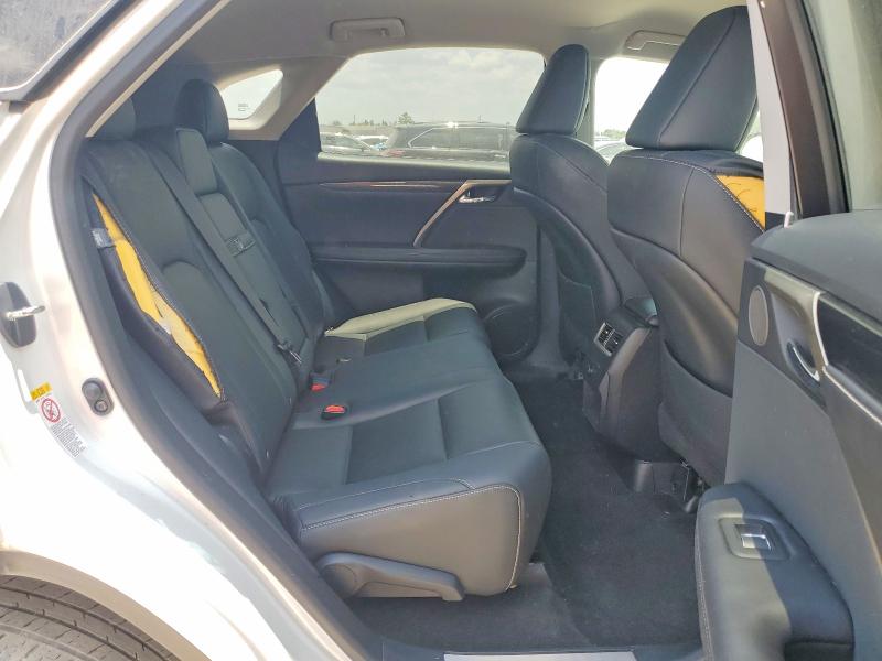63717386 :رقم المزاد ، 2T2ZZMCA6JC101801 vin ، 2018 Lexus Rx 350 مزاد بيع