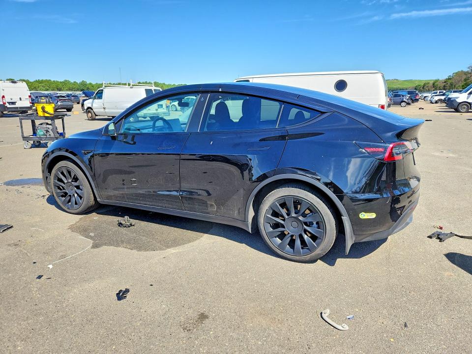 2022 Tesla Model Y მანქანა იყიდება აუქციონზე, vin: 7SAYGDEE2NA007518, აუქციონის ნომერი: 63572326