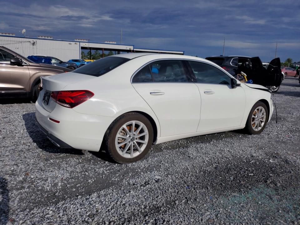 Продажа на аукционе авто 2019 Mercedes-benz A, vin: WDD3G4EB4KW001345, номер лота: 63508606