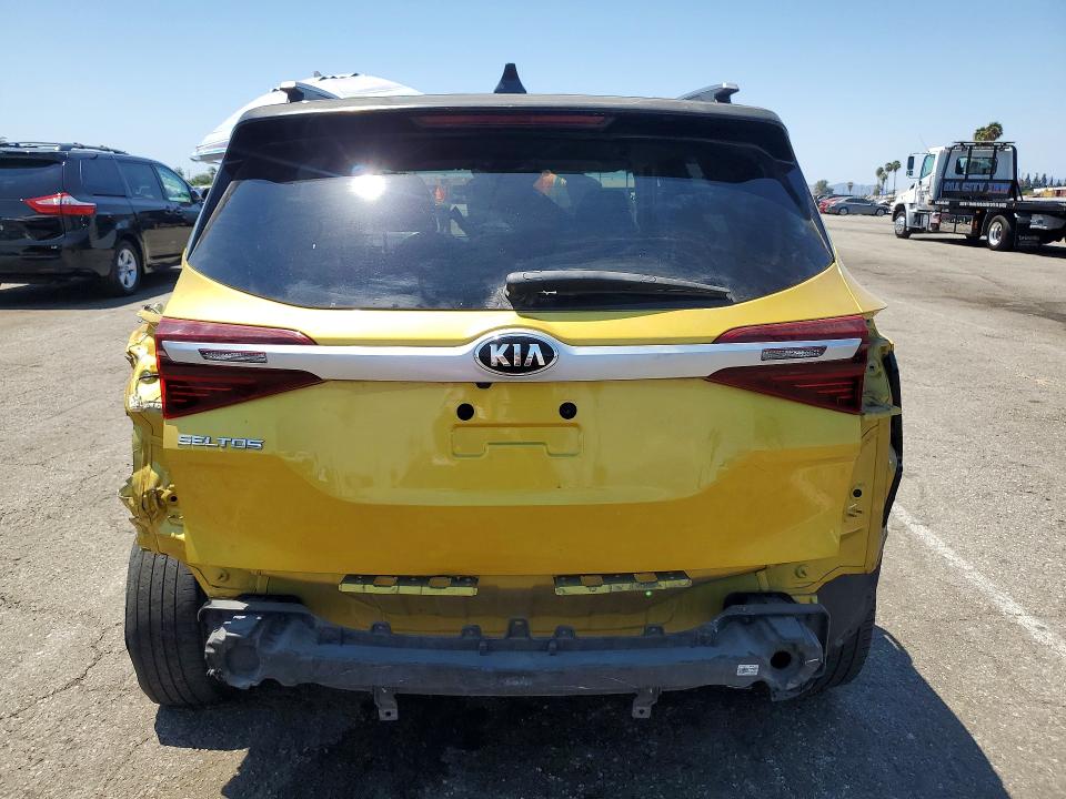 64214156 :رقم المزاد ، KNDEU2AA3M7211932 vin ، 2021 Kia Seltos مزاد بيع