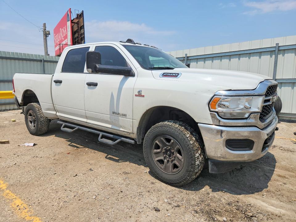 60003276 :رقم المزاد ، 3C6UR5CL0LG198936 vin ، 2020 Ram 2500 مزاد بيع
