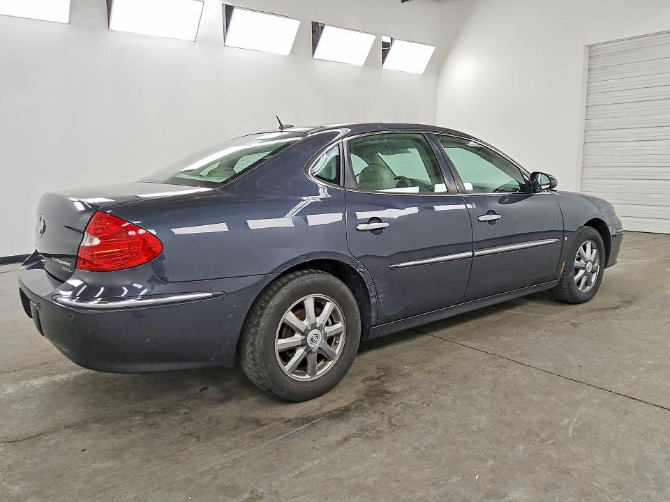 60733516 :رقم المزاد ، 2G4WD582681173549 vin ، 2008 Buick Lacrosse مزاد بيع