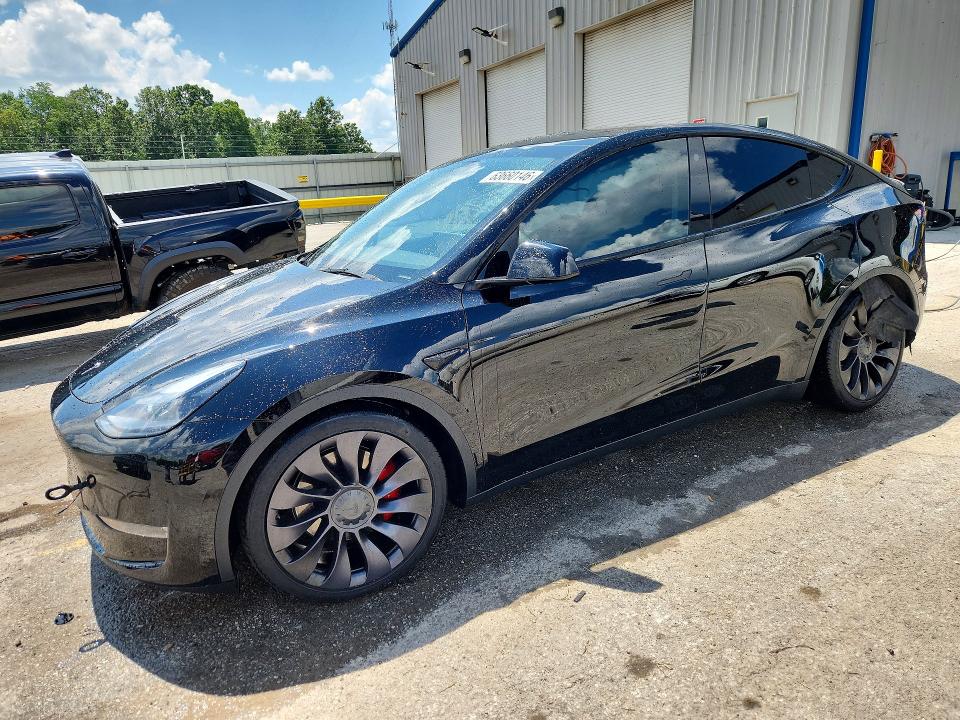 Продаж на аукціоні авто 2021 Tesla Model Y, vin: 5YJYGDEFXMF301434, номер лоту: 63660146