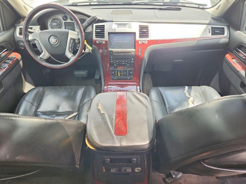 64648106 :رقم المزاد ، 3GYVKNEF4AG234546 vin ، 2010 Cadillac Escalade مزاد بيع
