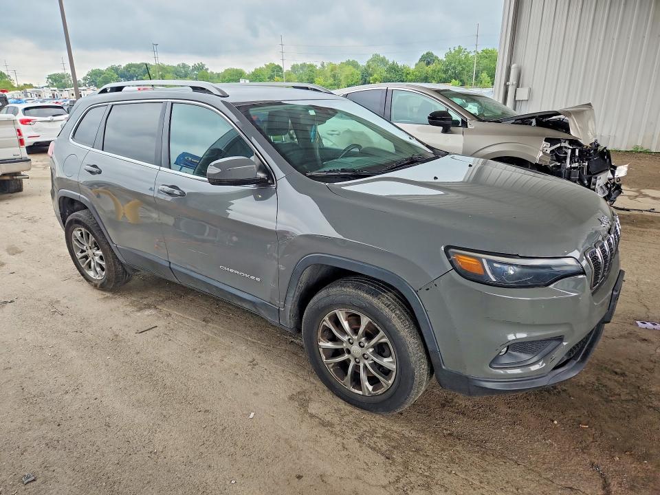 64717046 :رقم المزاد ، 1C4PJMLB1MD125037 vin ، 2021 Jeep Cherokee مزاد بيع