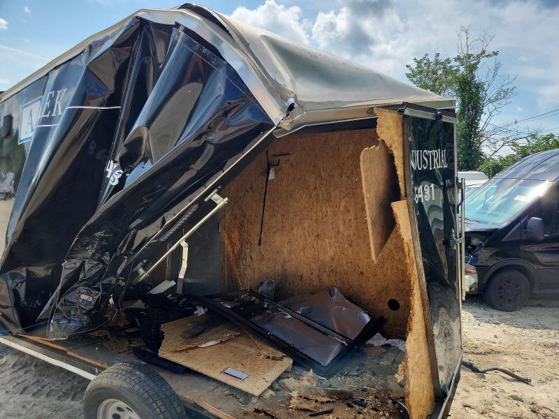Aukcja sprzedaży 2001 Covered Wagon Trailers, vin: 53FBE1211NF078507, numer aukcji: 63910396