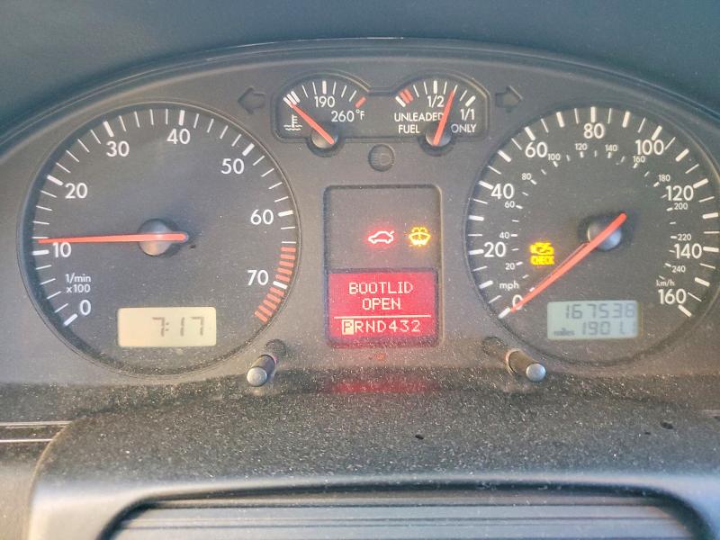 Auction sale of the 2000 Volkswagen Passat, vin: WVWMD23B2YP300172, lot number: 66717766