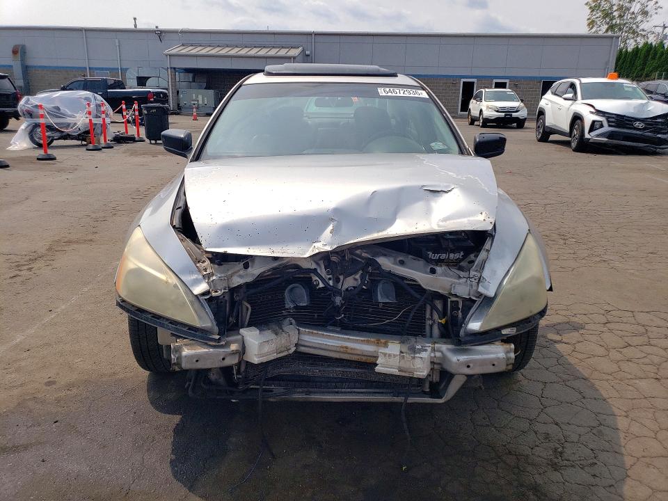 64672936 :رقم المزاد ، 1HGCM66516A025873 vin ، 2006 Honda Accord مزاد بيع