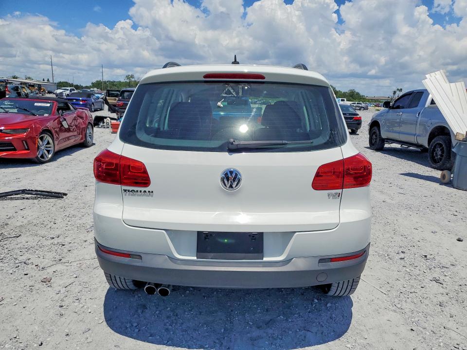 64836726 :رقم المزاد ، WVGAV7AX4GW520294 vin ، 2016 Volkswagen Tiguan مزاد بيع