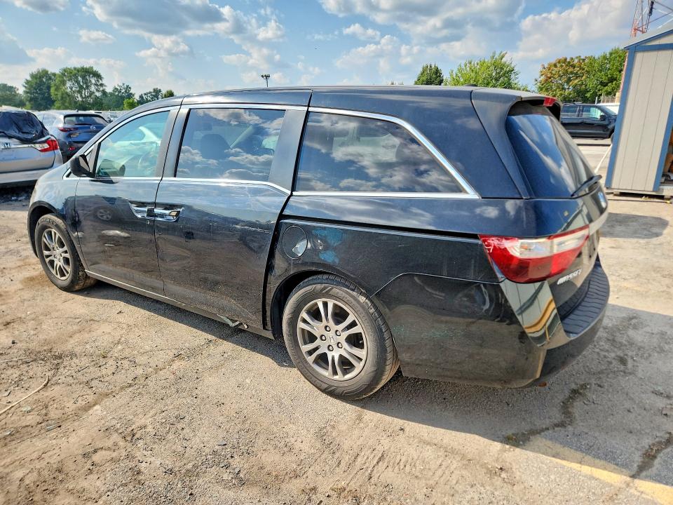66789156 :رقم المزاد ، 5FNRL5H64BB046973 vin ، 2011 Honda Odyssey مزاد بيع