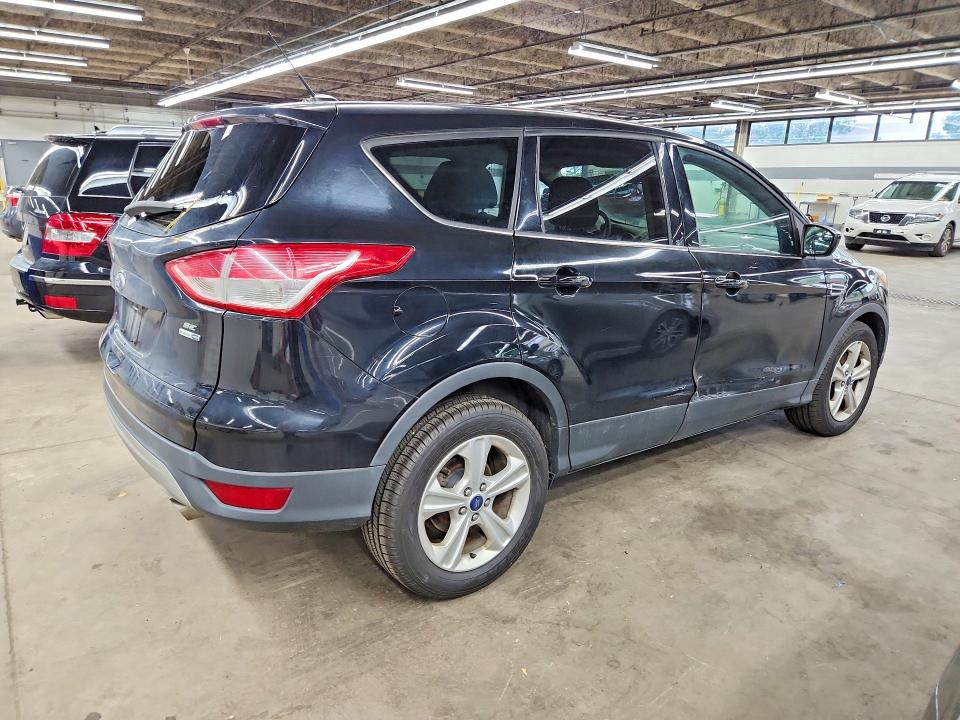 2016 Ford Escape მანქანა იყიდება აუქციონზე, vin: 1FMCU9GX6GUB32364, აუქციონის ნომერი: 65338986