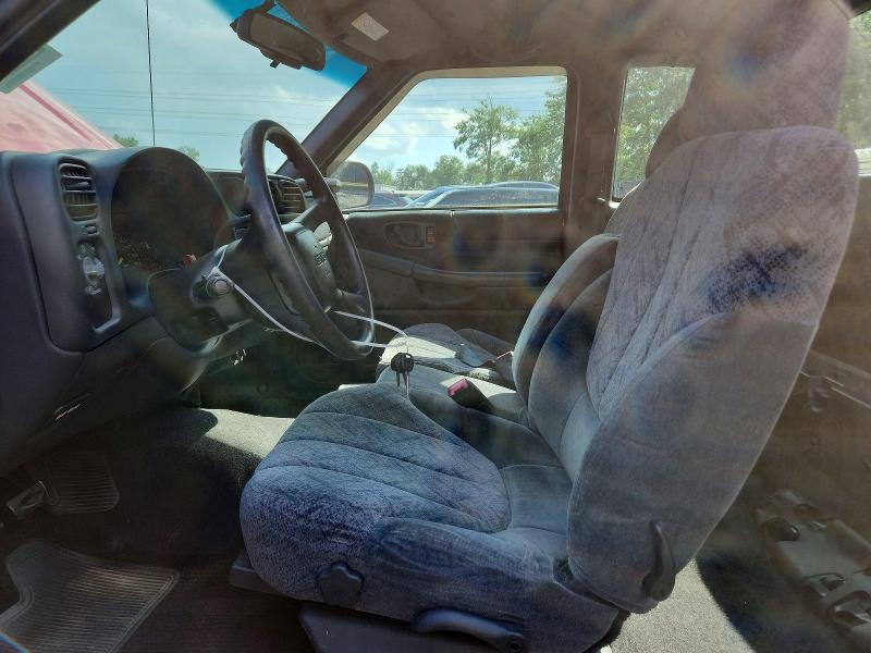 65401596 :رقم المزاد ، 1GTCS1958Y8286284 vin ، 2000 Gmc Sonoma مزاد بيع