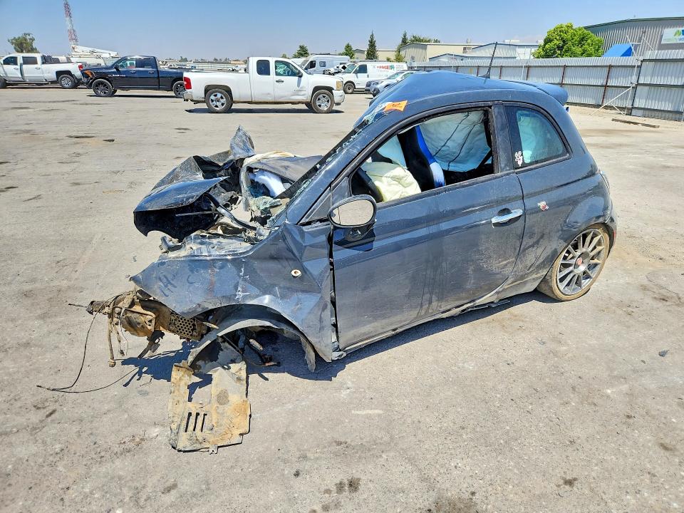 66778326 :رقم المزاد ، 3C3CFFFH9JT420747 vin ، 2018 Fiat 500 مزاد بيع