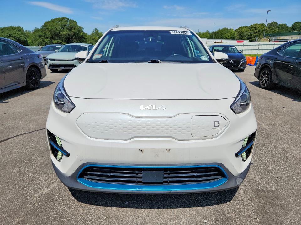 63912166 :رقم المزاد ، KNDCC3LG6N5161154 vin ، 2022 Kia Niro Ev مزاد بيع