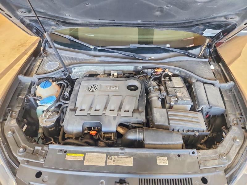 2013 Volkswagen Passat მანქანა იყიდება აუქციონზე, vin: 1VWBN7A33DC103037, აუქციონის ნომერი: 66220486