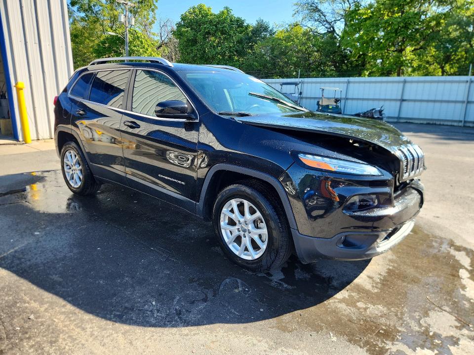Продаж на аукціоні авто 2016 Jeep Cherokee, vin: 1C4PJMCB0GW213800, номер лоту: 66046176