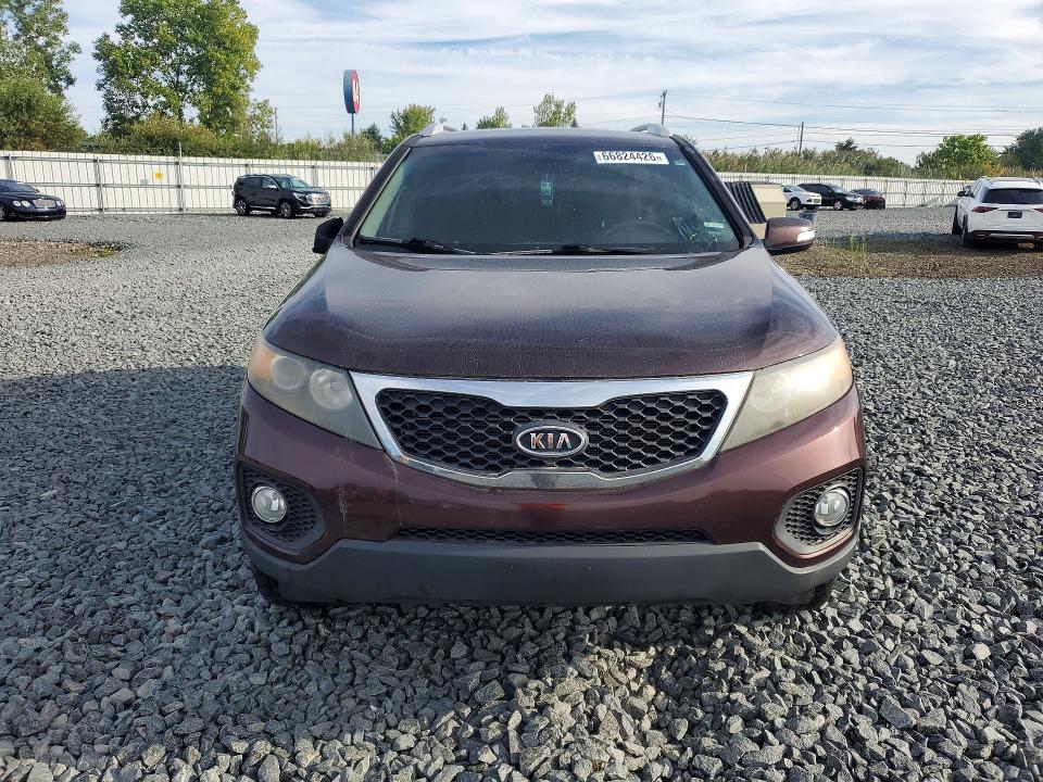 66824426 :رقم المزاد ، 5XYKTCA12BG114670 vin ، 2011 Kia Sorento مزاد بيع