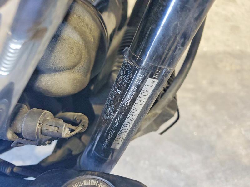 64846416 :رقم المزاد ، 1HD1FLW162Y655061 vin ، 2002 Harley-davidson Flhtcui مزاد بيع