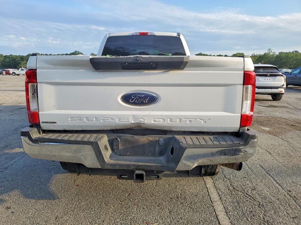 65612076 :رقم المزاد ، 1FT7W2B6XKEC40429 vin ، 2019 Ford F250 مزاد بيع