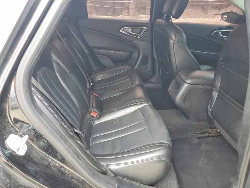 63293936 :رقم المزاد ، 1C3CCCAB6HN502200 vin ، 2017 Chrysler 200 مزاد بيع