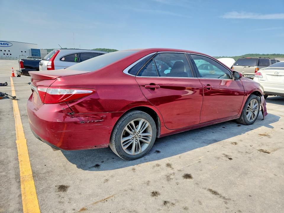 2015 Toyota Camry მანქანა იყიდება აუქციონზე, vin: 4T1BF1FK0FU921606, აუქციონის ნომერი: 63907476