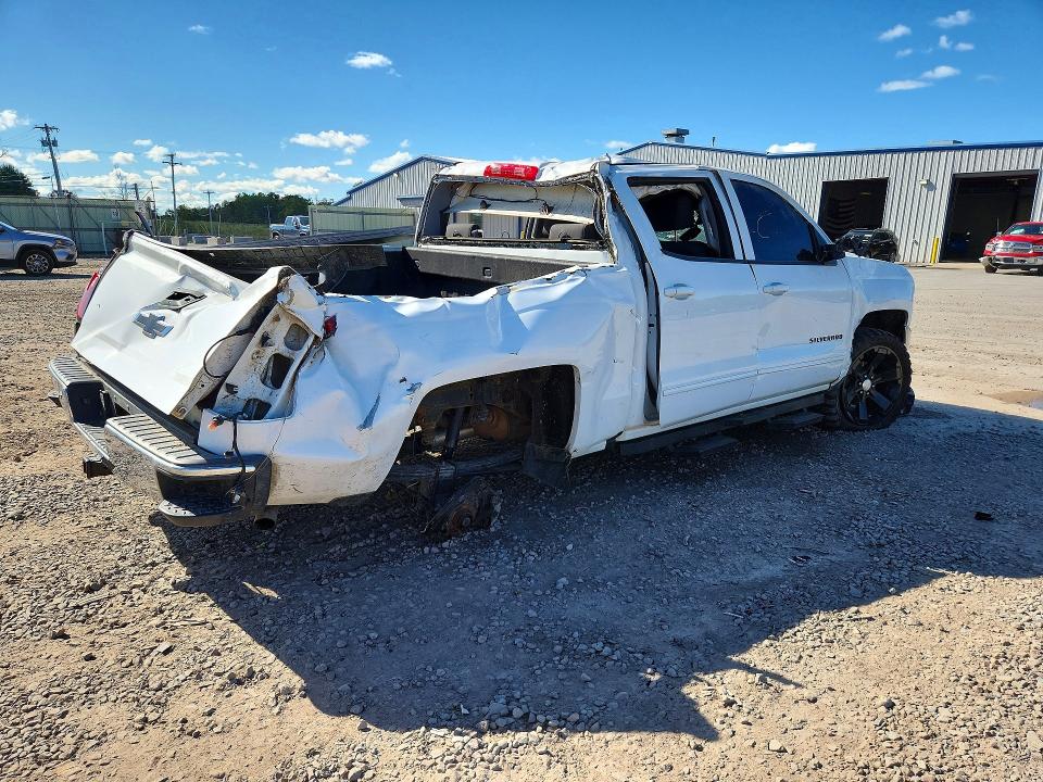 Продажа на аукционе авто 2018 Chevrolet Silverado, vin: 3GCUKREC4JG404385, номер лота: 66695946