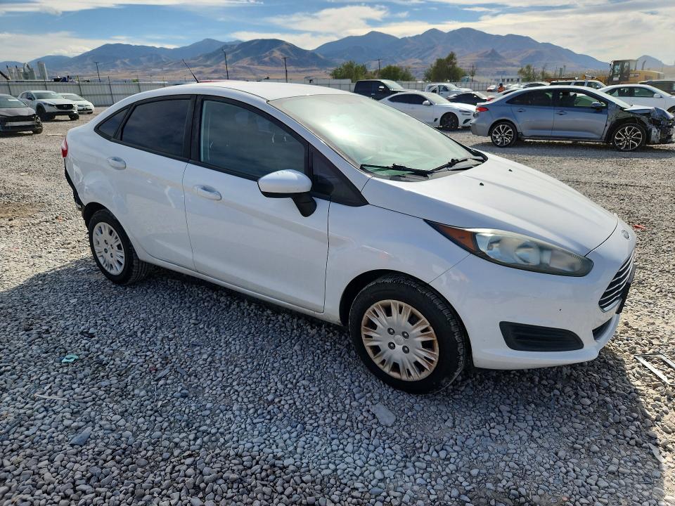 65338296 :رقم المزاد ، 3FADP4AJ0JM126472 vin ، 2018 Ford Fiesta مزاد بيع