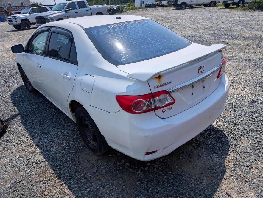 62494926 :رقم المزاد ، 2T1BU4EE9BC714582 vin ، 2011 Toyota Corolla مزاد بيع