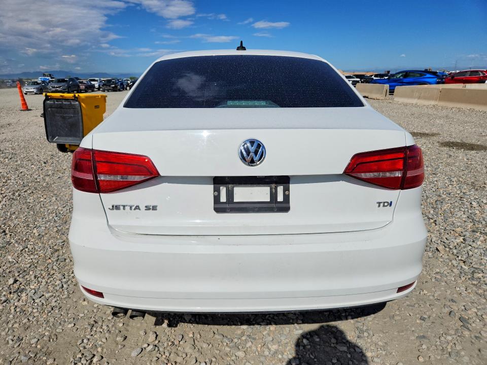 Продаж на аукціоні авто 2015 Volkswagen Jetta, vin: 3VWLA7AJ5FM341729, номер лоту: 65576456