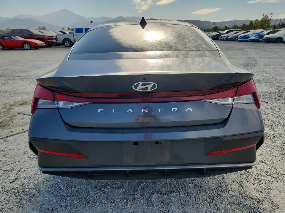 Продаж на аукціоні авто 2024 Hyundai Elantra, vin: KMHLM4DG7RU805611, номер лоту: 64270916
