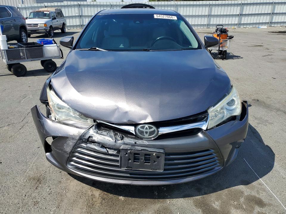 2017 Toyota Camry მანქანა იყიდება აუქციონზე, vin: 4T1BF1FK2HU621178, აუქციონის ნომერი: 64527066