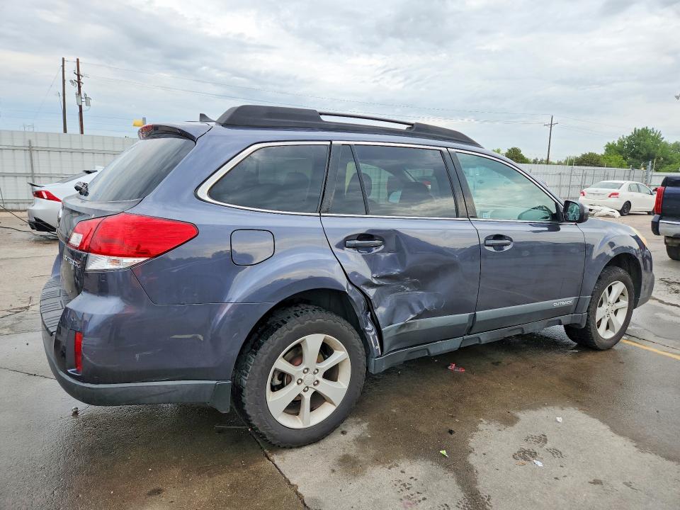 64509266 :رقم المزاد ، 4S4BRCCCXE3291856 vin ، 2014 Subaru Outback مزاد بيع