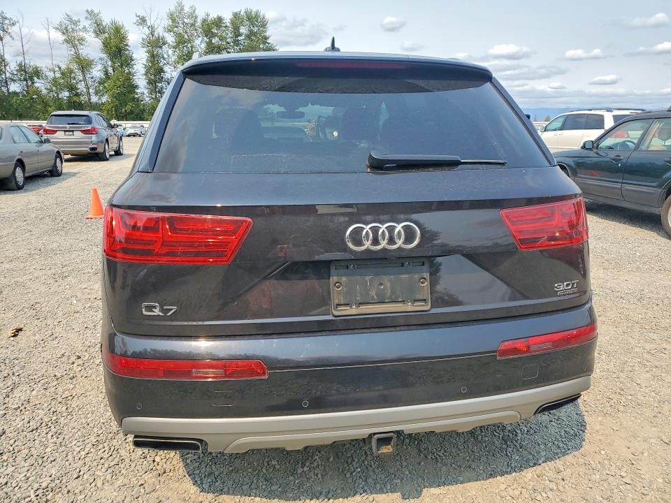 Продаж на аукціоні авто 2018 Audi Q7, vin: WA1LAAF7XJD043706, номер лоту: 64723836