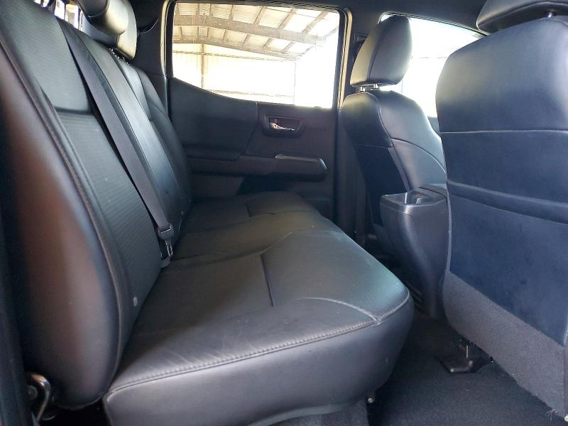 64463686 :رقم المزاد ، 3TYCZ5AN4NT079823 vin ، 2022 Toyota Tacoma مزاد بيع