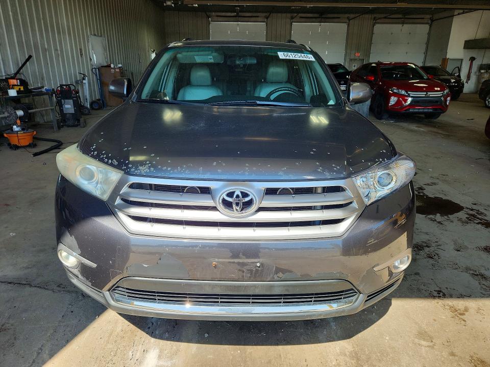 Auction sale of the 2011 Toyota Highlander, vin: 5TDZA3EH4BS010311, lot number: 66125446