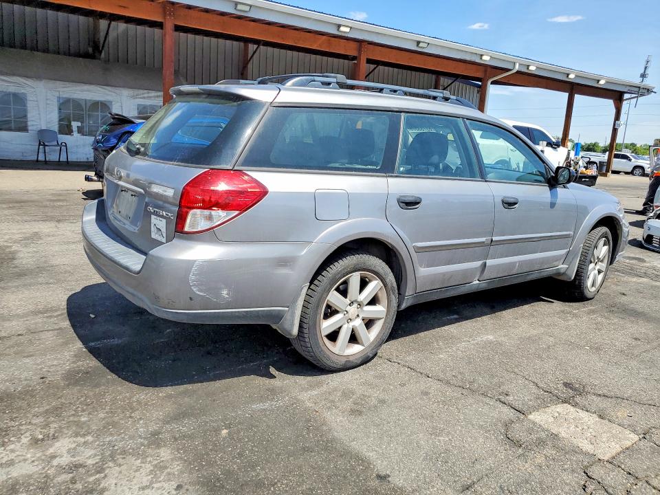 63733366 :رقم المزاد ، 4S4BP61C187326341 vin ، 2008 Subaru Outback مزاد بيع