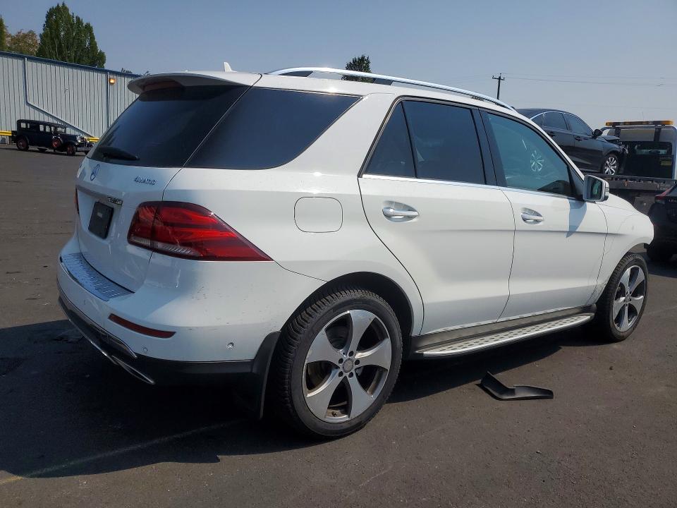 Продажа на аукционе авто 2016 Mercedes-benz Gle, vin: 4JGDA5HB1GA695509, номер лота: 64042726
